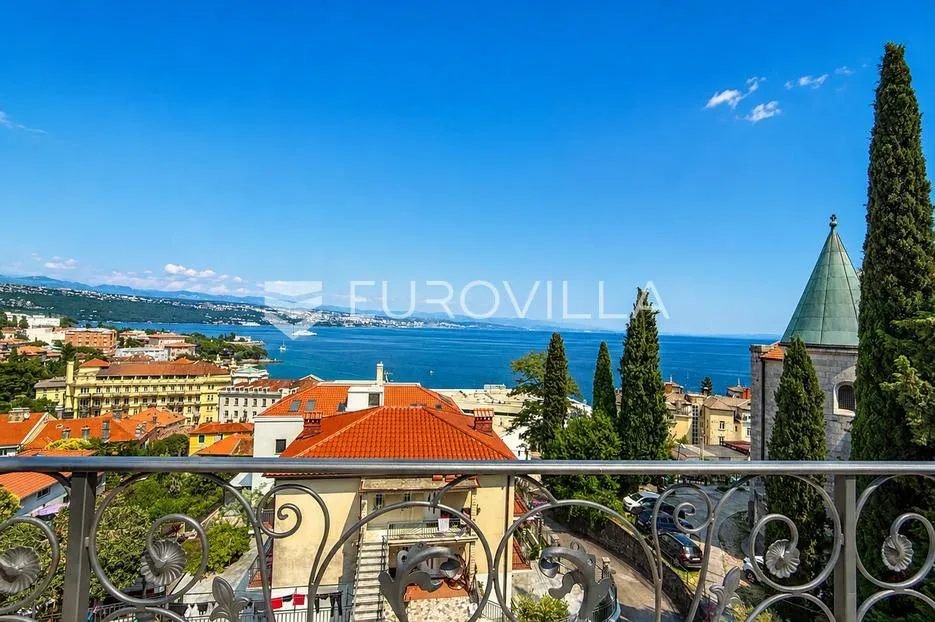 opatija, centar, luksuzan četverosoban penthouse 204 m², 200 m od mora - slika 2