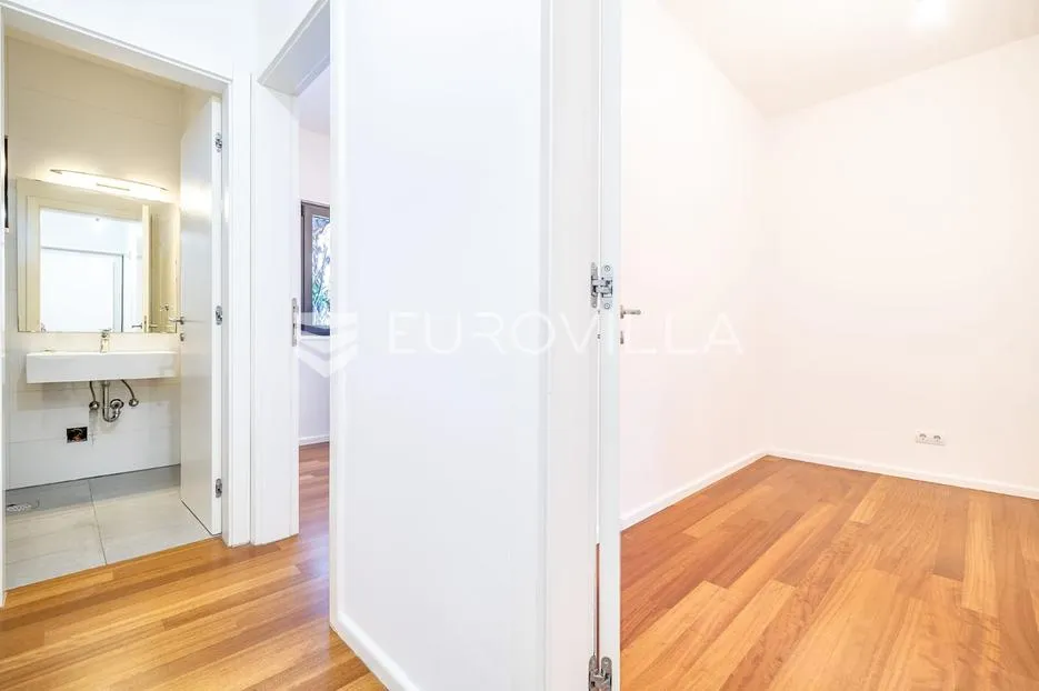 zagreb, perjavica prekrasan trosoban stan 66 m² parking - slika 3