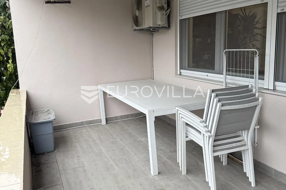 zadar, bili brig, prekrasna dva odvojena stana na iznimnoj lokaciji - slika 10
