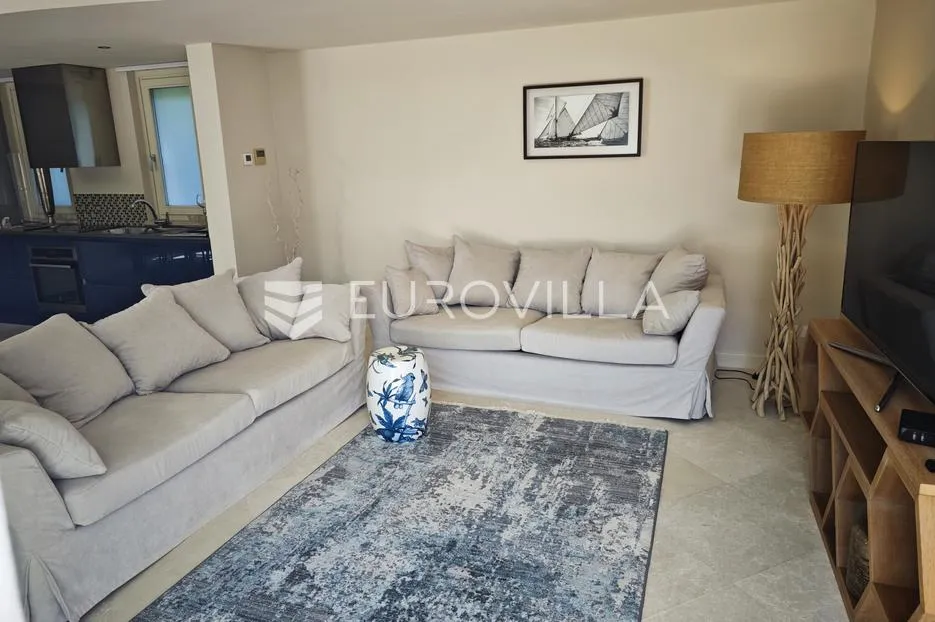 istra, vabriga: luksuzna nova vila s bazenom, pogledom na more i smart home sustavom - slika 22