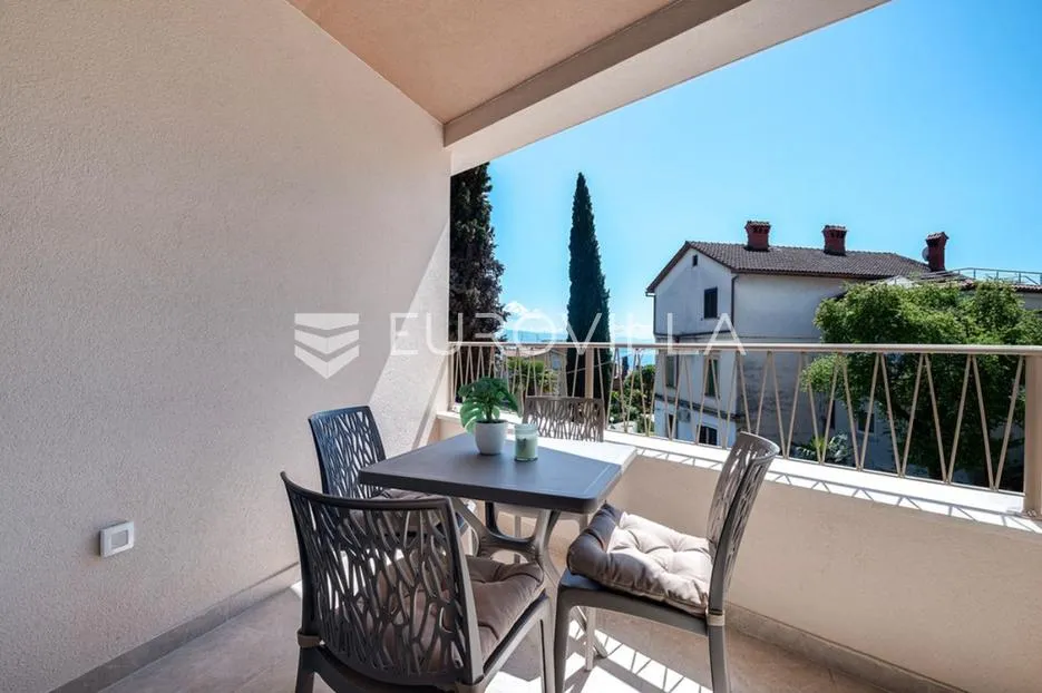 opatija, centar, ekskluzivan stan nkp 65 m2, prvi najam - slika 5