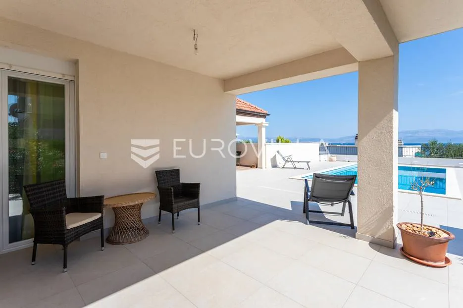 šolta, stomorska, vila s bazenom, 260 m² - slika 22