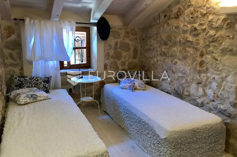 mali lošinj, susak, tradicionalna kamena kuća 50 m² - slika 7