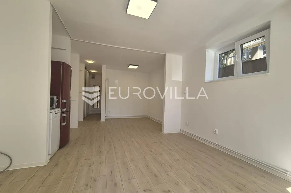 zagreb, mlinovi, garsonijera 34 m² - slika 3