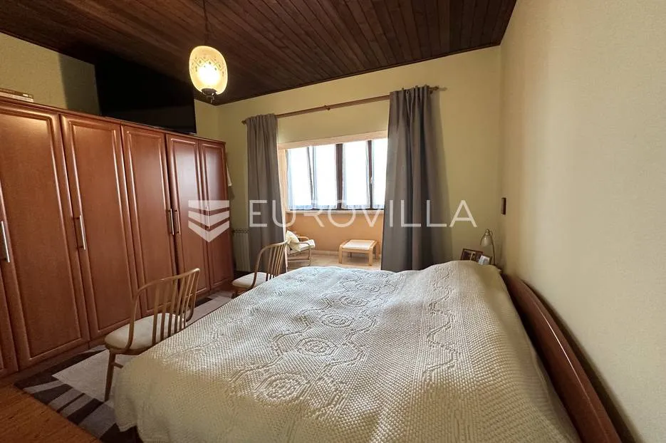 štinjan, prekrasna kuća u nizu s vrtom i pogledom more 300 m² - slika 55