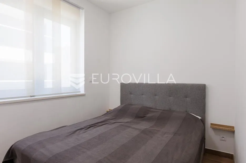 dubrovnik, lapad, trosoban apartman s terasom i garažnim mjestom - slika 13