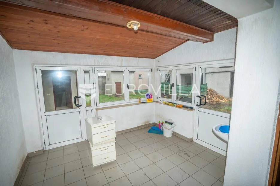 satnica đakovačka, 2 kuće 300 m² i 146 m², odlična investicija - slika 31