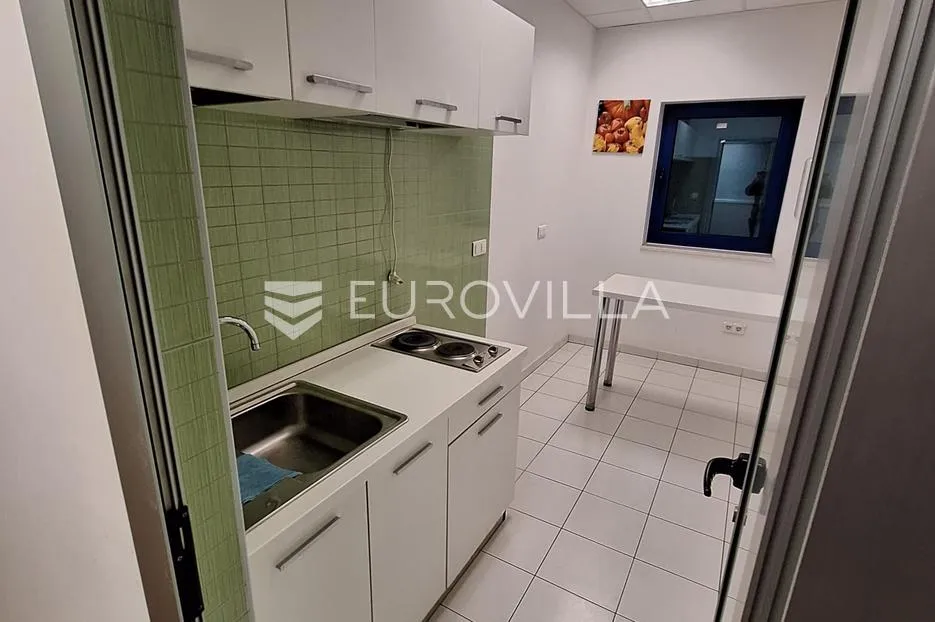 gospić, proizvodna hala 3800 m², višenamjenska mogućnost - slika 16