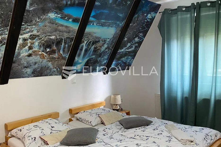 plitvička jezera, korenica, dvije kuće 470 m² - slika 18