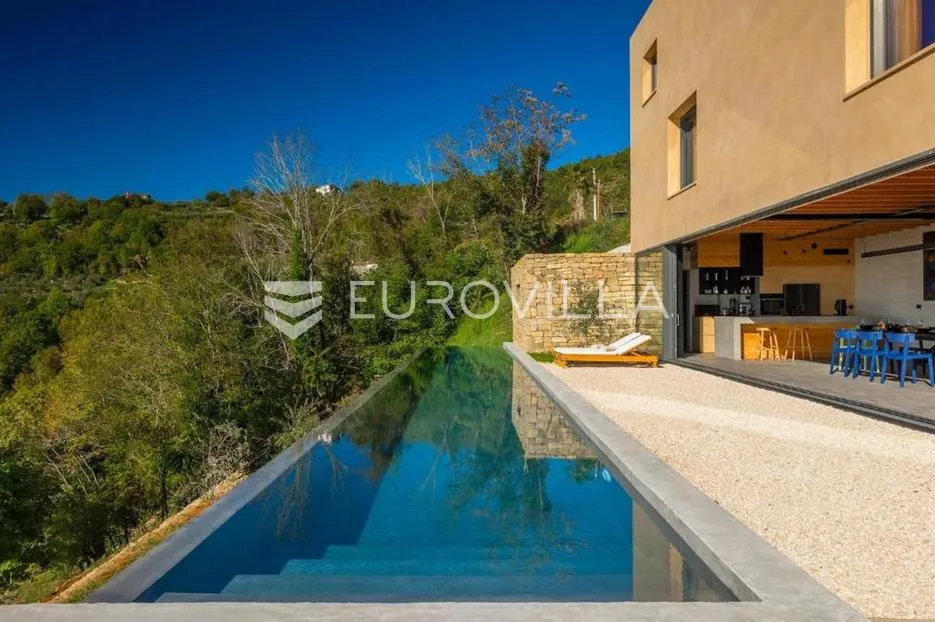 istra, motovun, luksuzna dizajnerska vila s infinity bazenom i panoramskim pogledom - slika 33