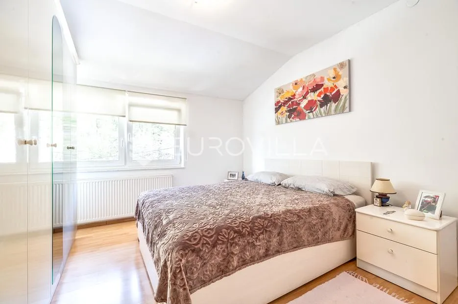 zagreb, kraljevec, dvojna kuća sa 3 stana, 264 m² - slika 5