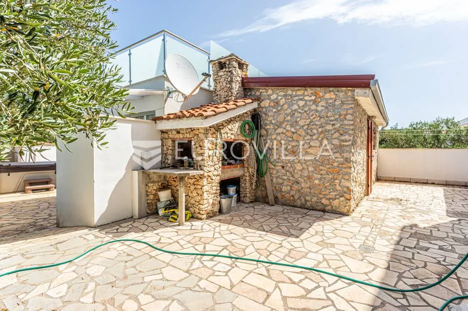 ražanj, mediteranska kuća s uređenom okućnicom, 150m od mora - slika 30