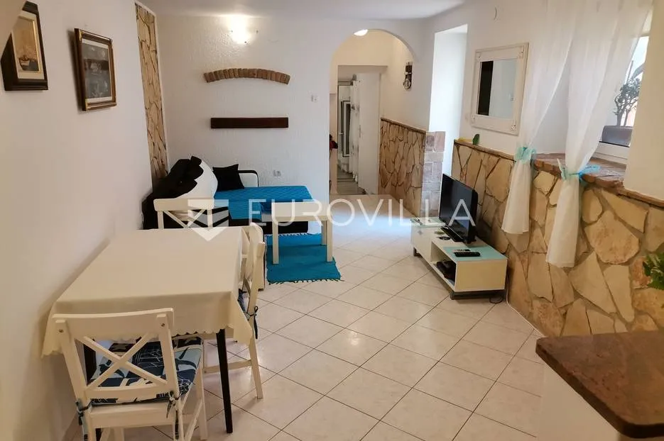 istra, rovinj, kuća s dva apartmana i vrtom 232 m2 u centru rovinja - slika 6