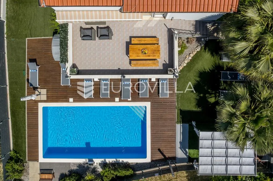 Kaštel Stari, atraktivna kuća s bazenom na mirnoj lokaciji - Kaštel Stari, Kaštela