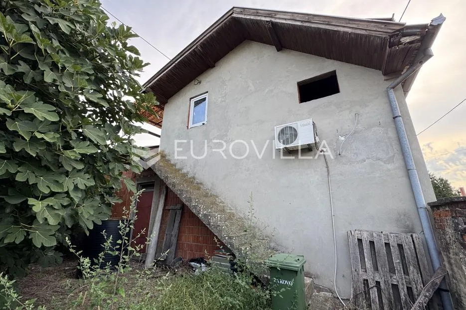 đakovo, sjever, dvije kuće sa poslovnim prostorom 250 m2 - slika 12