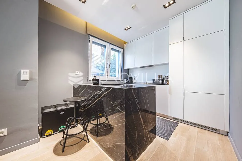 zagreb, mlinovi, luksuzan četverosoban stan 138 m² u duplex kući s garažom - slika 8