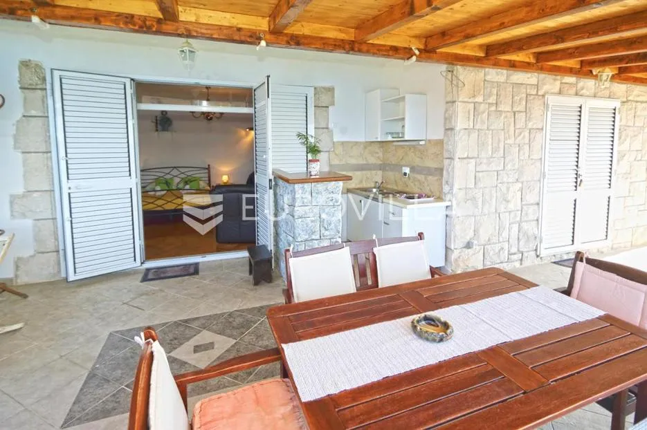 hvar, jedinstvena nekretnina na prekrasnoj poziciji 1.red uz more - slika 4