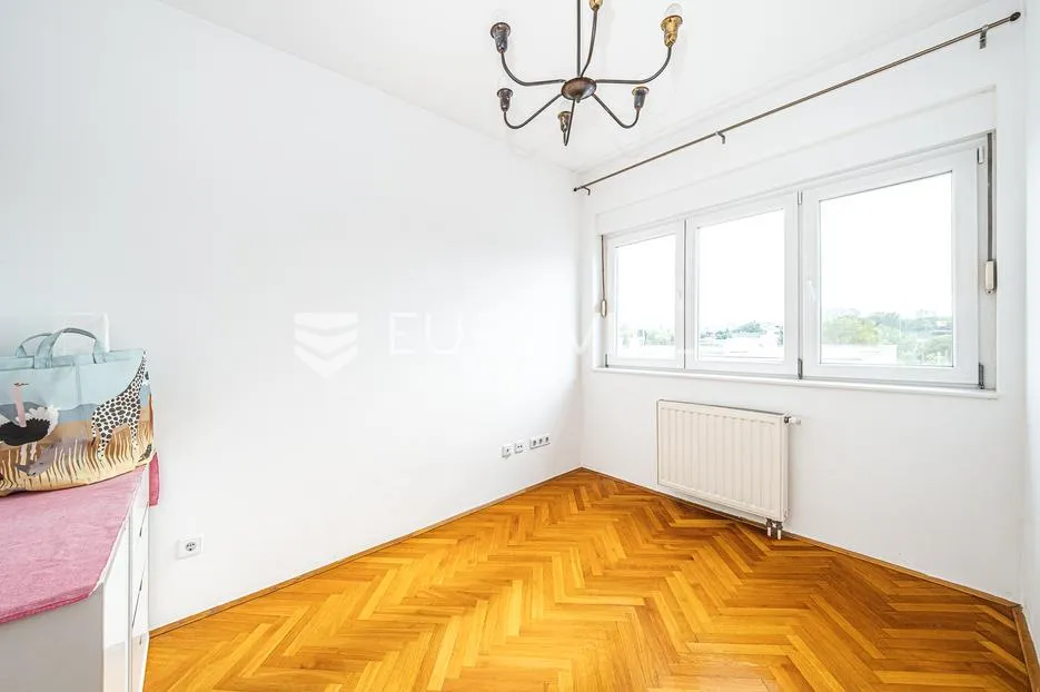 zagreb, borovje, funkcionalan peterosoban stan 130 m² parking - slika 7