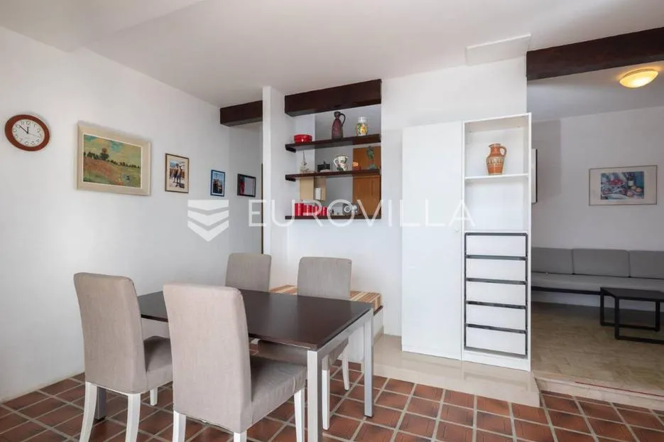 omiš, stanići, eskluzivna vila prvi red uz more - slika 28