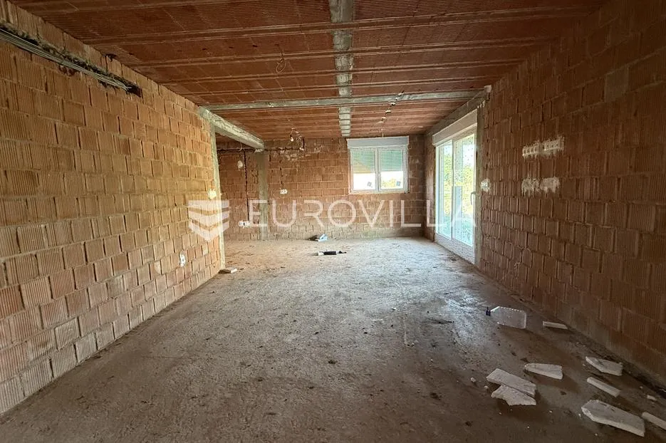 osijek, tenja, na prodaju kuća prizemnica (roh-bau), 130 m2 na parceli od 342 m2 - slika 10