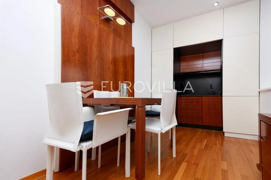 lovran, centar, prekrasan dvosoban stan 44 m², panoramski pogled na more - slika 4