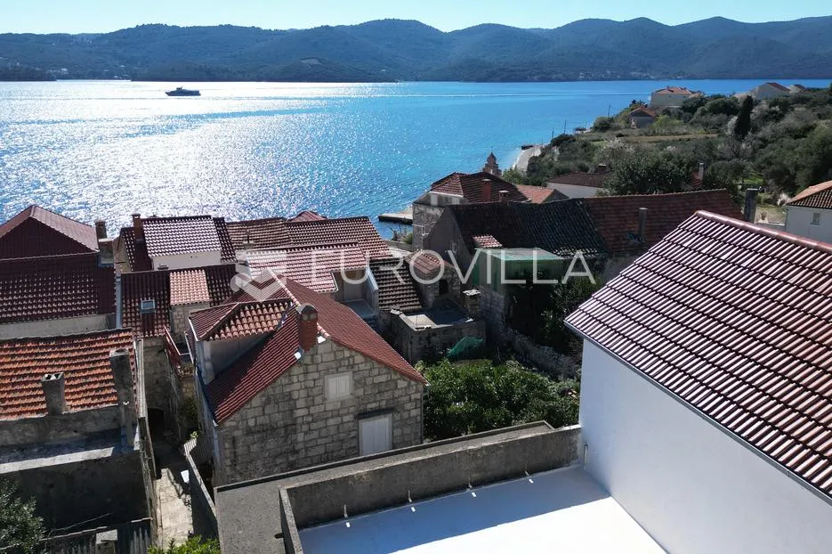 pelješac, kučište, kuća 60 m od mora - slika 3