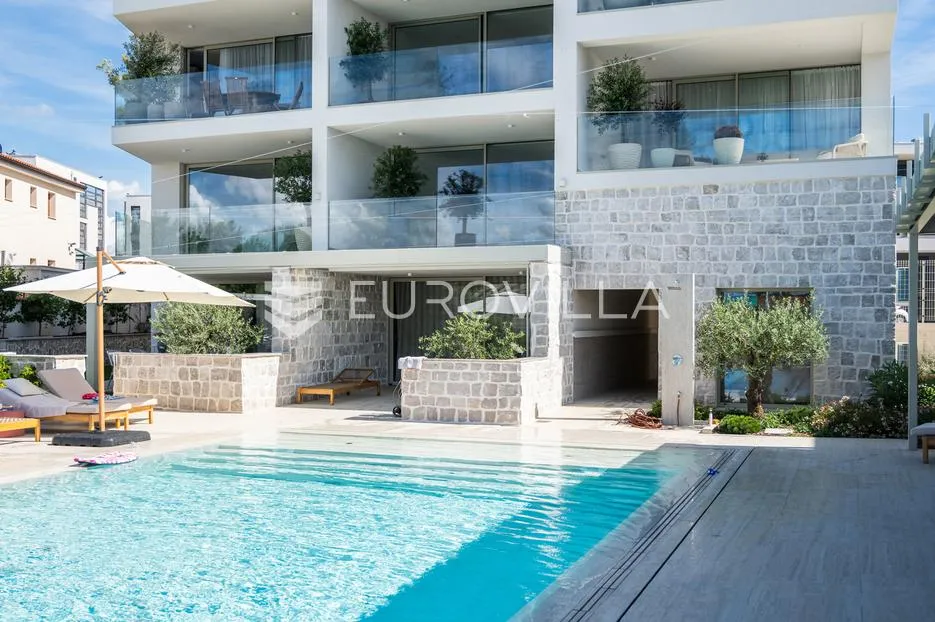 istra, novigrad, luksuzni stan s pogledom na more - slika 33