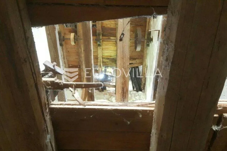 osijek, bilje, prodajemo stari mlin površine 850 m2. - slika 7