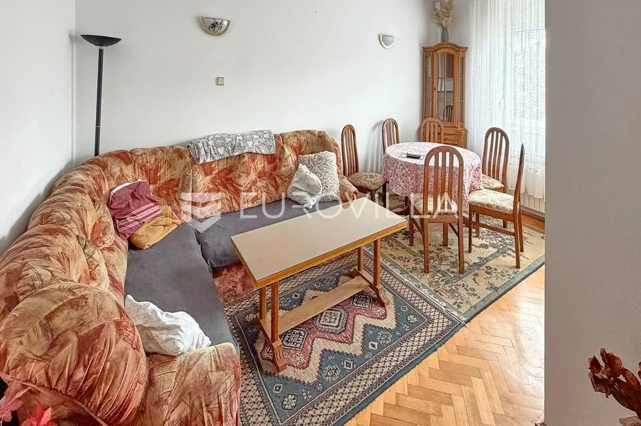 Zagreb, Volovčica, funkcionalan trosobni stan 61 m²