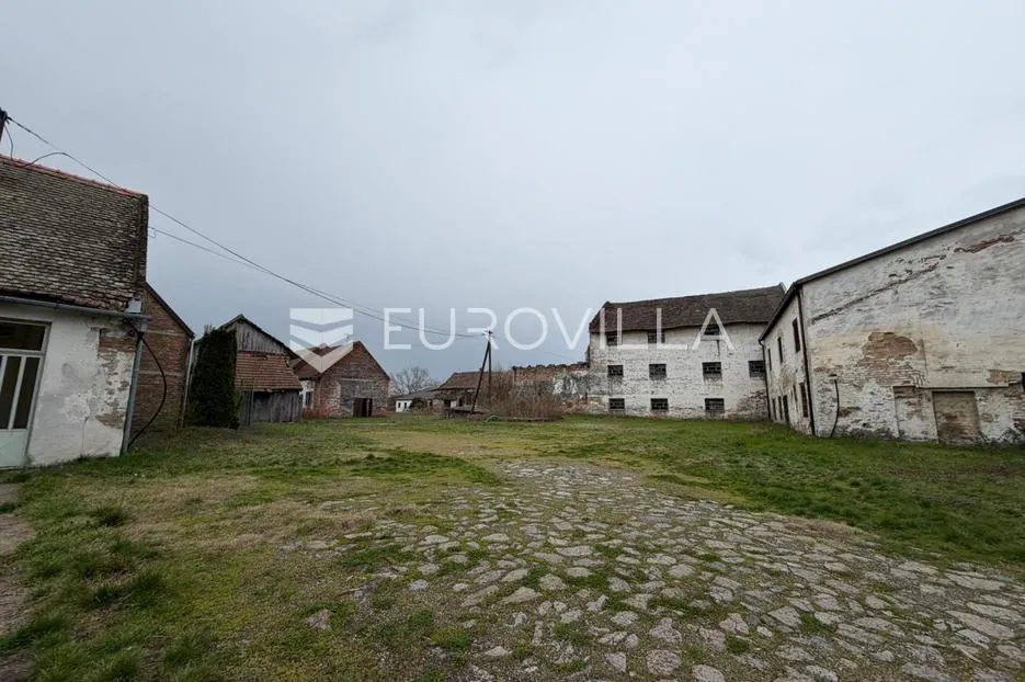 vrpolje, centar, poslovni kompleks s mlinom i velikim dvorištem - slika 6