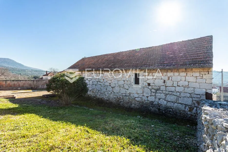 trogir - autohtono dalmatinsko imanje - slika 7