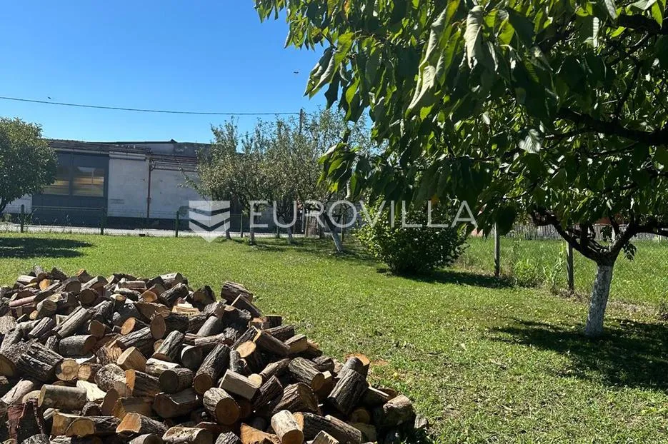 oriovac, obiteljska kuća s okućnicom i garažom, odmah useljiva - slika 26