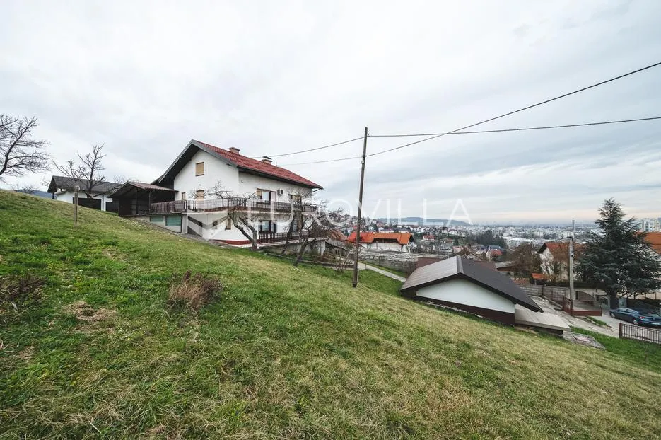zagreb, gajnice, građevinsko zemljište sa starom kućom 6432 m2 - slika 5