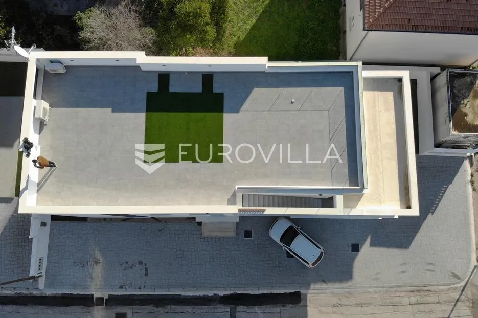 vodice, novogradnja, penthouse s krovnom terasom i pogledom na more, 150,94 m² - slika 25