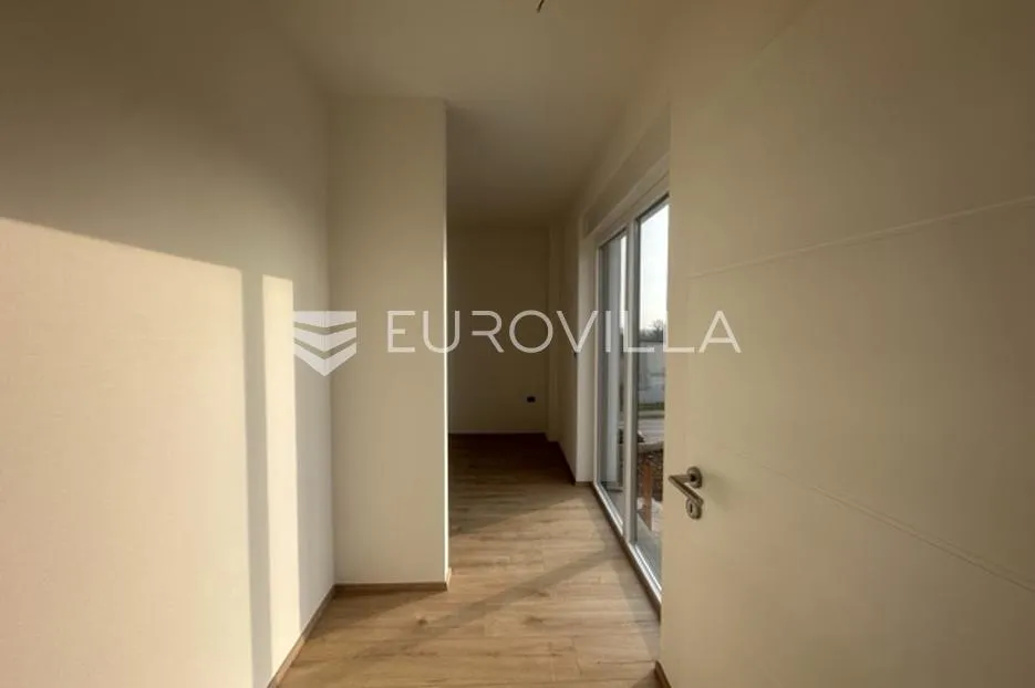 istra, ližnjan, dvojna kuća 150 m² s pogledom more, bazenom i uređenom okućnicom - slika 16