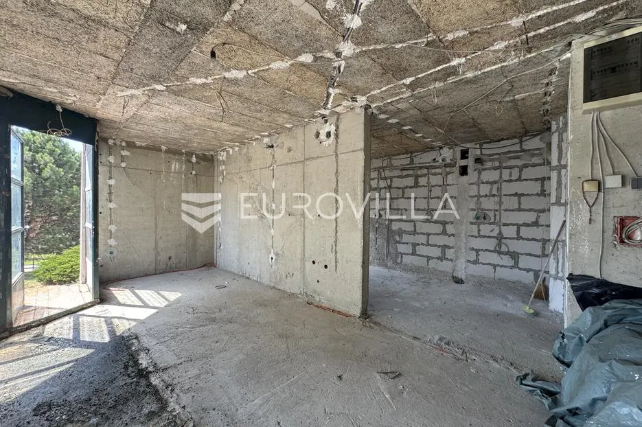 zagreb, sveti duh, roh bau dvoetažni ulični poslovni prostor 96 m2 - slika 2