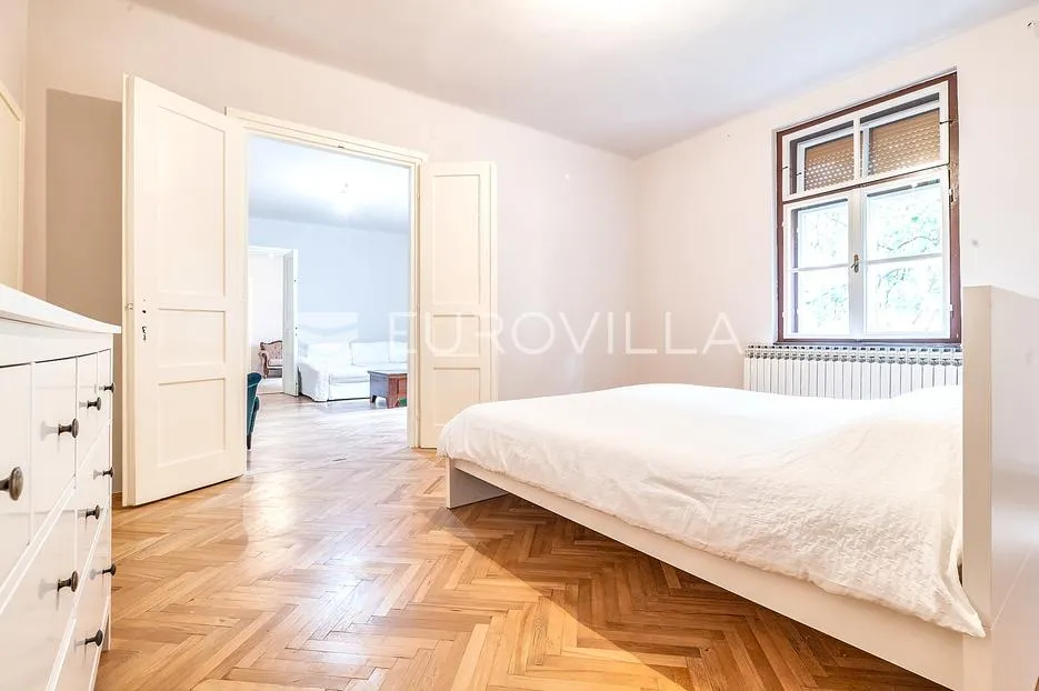 zagreb, gundulićeva ulica, odličan peterosoban stan/ured na 1. katu dvorišne zgrade - slika 3