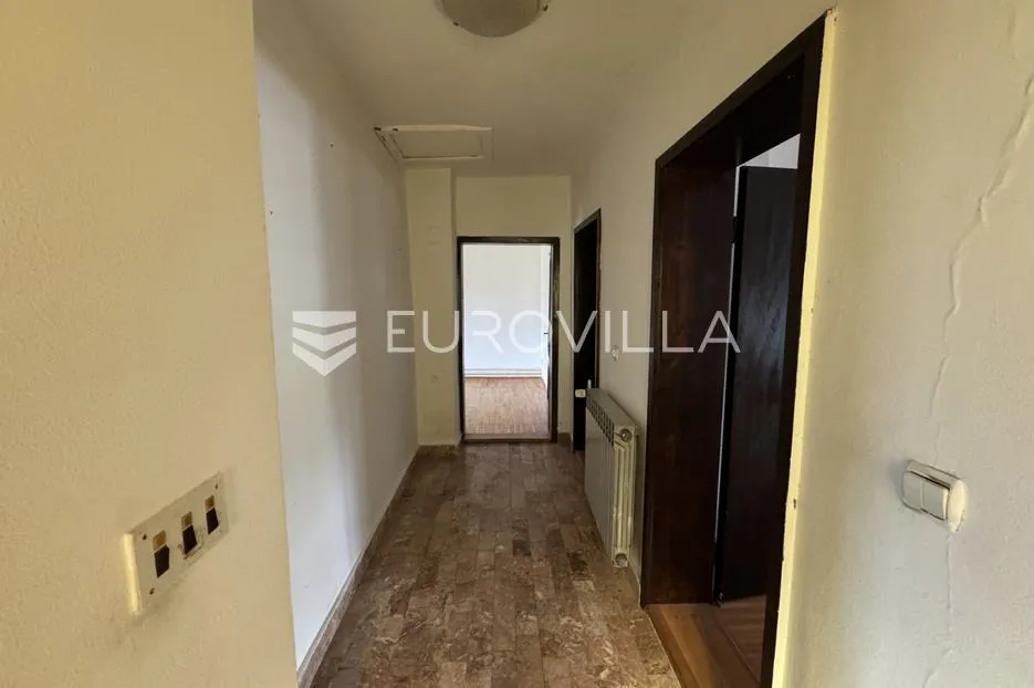 đakovo, centar, kuća 115 m2 na atraktivnoj lokaciji - slika 8