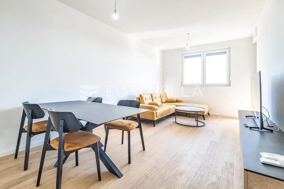 blato, karlovačka, prekrasan novouređen dvosoban stan 54 m² - slika 2