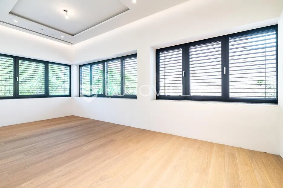 kaptol centar luksuzan penthouse 304 m² - slika 7