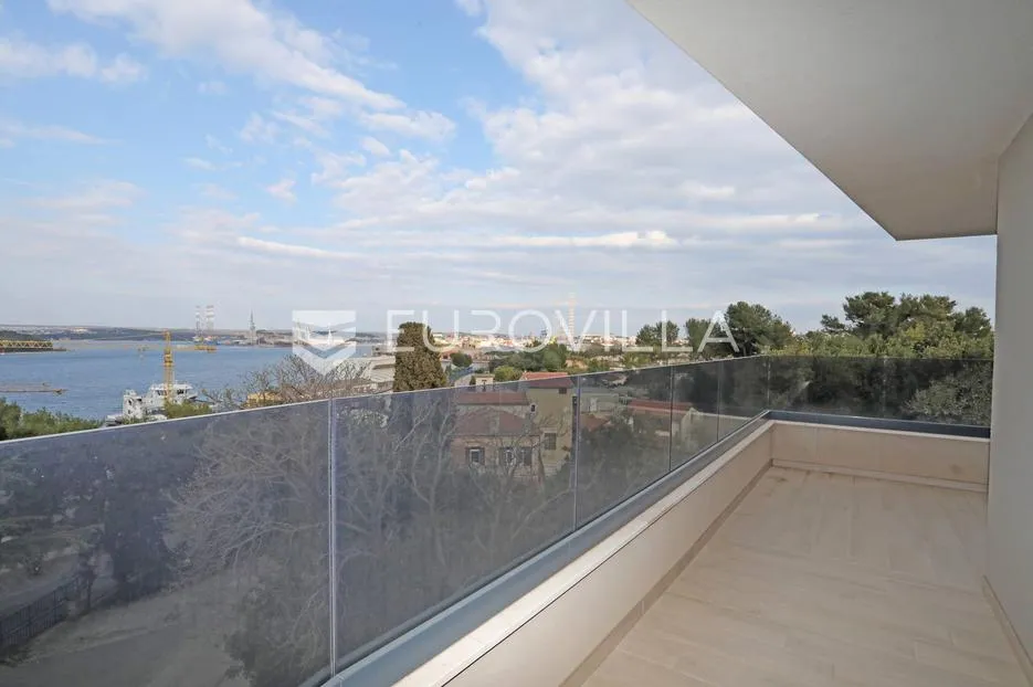 istra, pula, luksuzni penthaus 162 m² s pogledom more na top lokaciji - slika 19