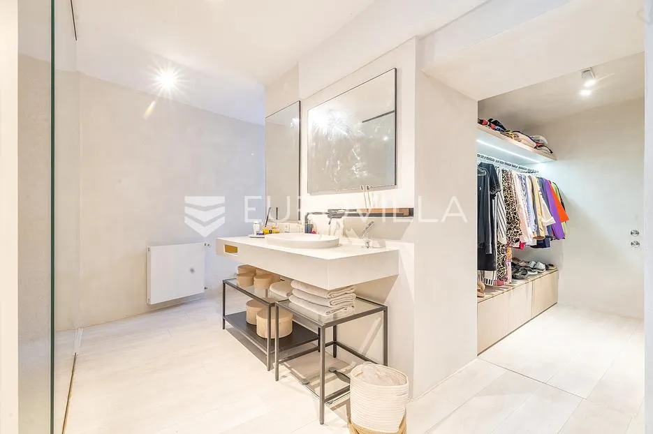 zagreb, vinogradska, trosoban stan 120 m² s vrtom - slika 7