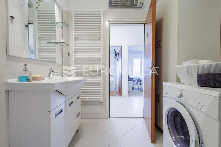 istra, pula, stan 3 spavaće sobe, vrt, parking, 165 m² - slika 45