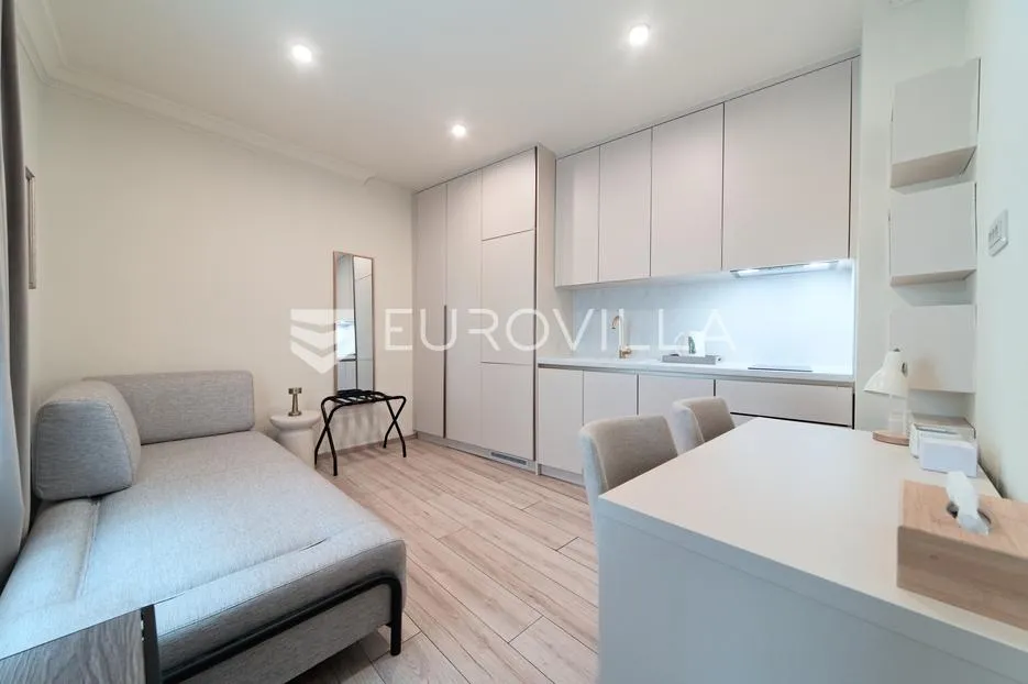osijek, tvrđa, tri uhodana apartmana 68 m² - slika 3