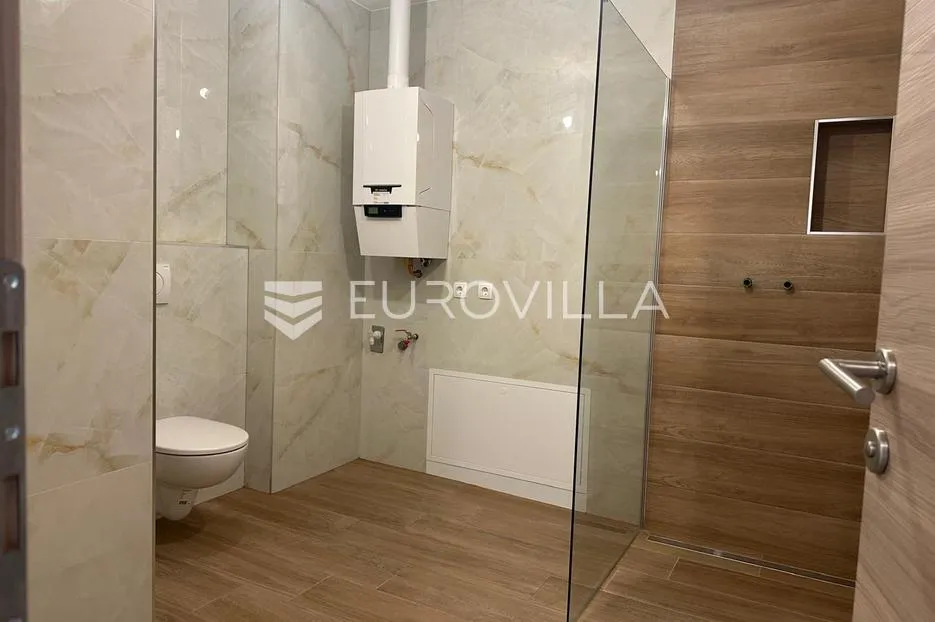 požega, sv.roka, trosoban stan 65 m² - slika 8
