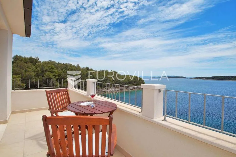 korčula, lijepa kuća u prvom redu do mora, 250m2 - slika 4