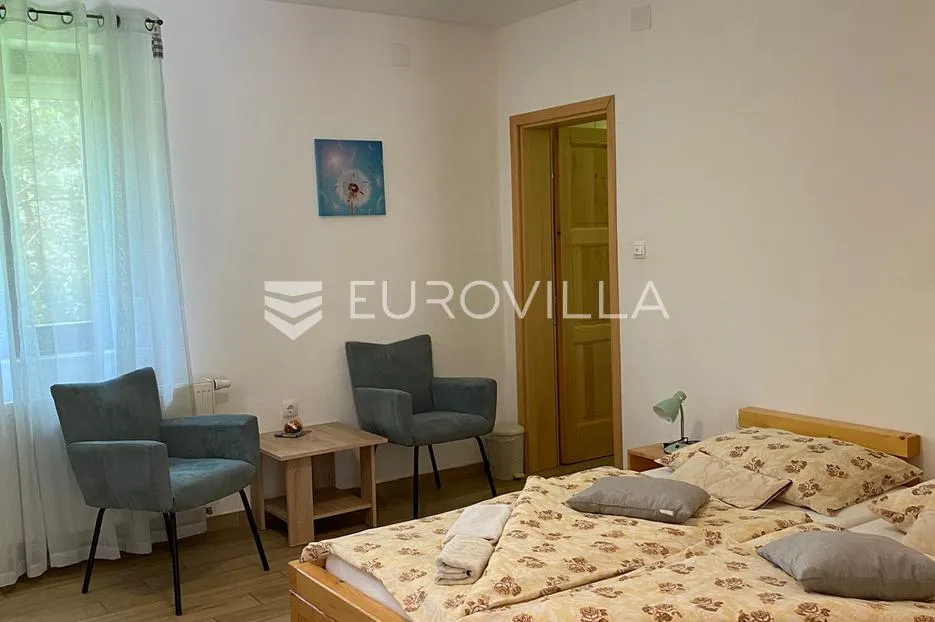 plitvička jezera, korenica, dvije kuće 470 m² - slika 29