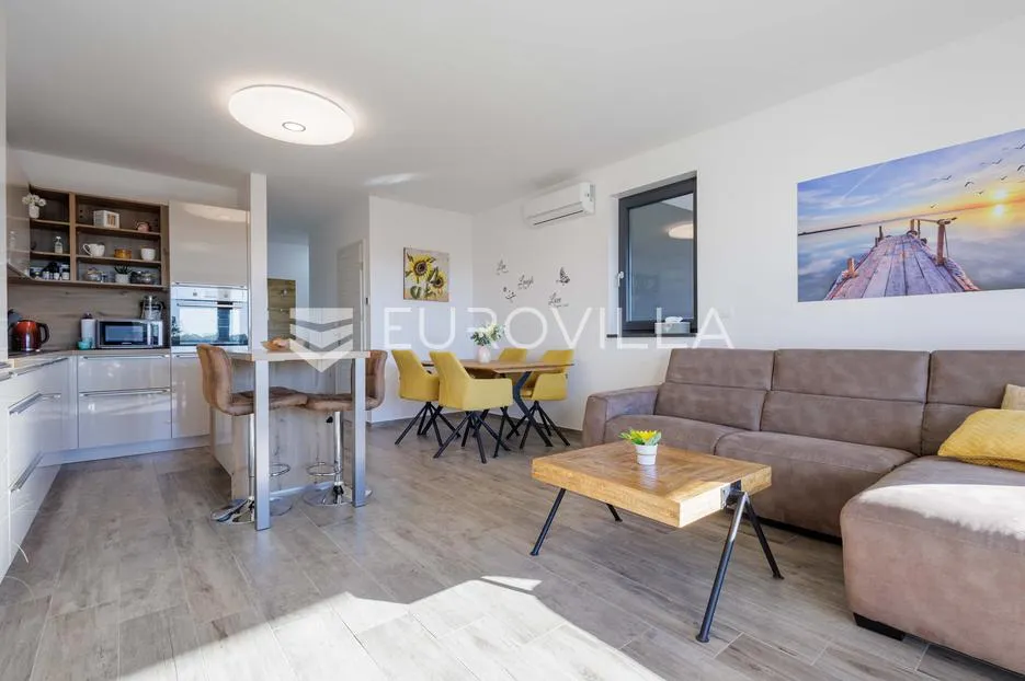 istra, medulin, trosoban stan u modernoj, novoj stanogradnji 94 m², prvi kat - slika 3