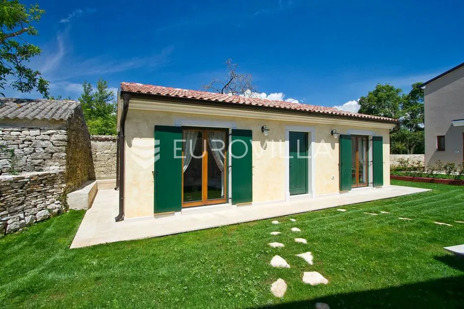 istra, poreč - elegantna kamena vila s bazenom, iznimno kvalitete gradnje - slika 7