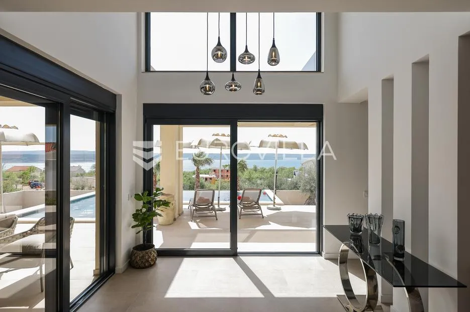 zadar, maslenica, luksuzna vila s bazenom i neometanim pogledom na more 254 m² - slika 23